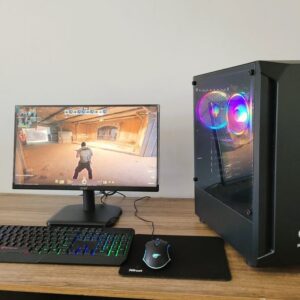 PC gamer Hades com monitor Acer IPS